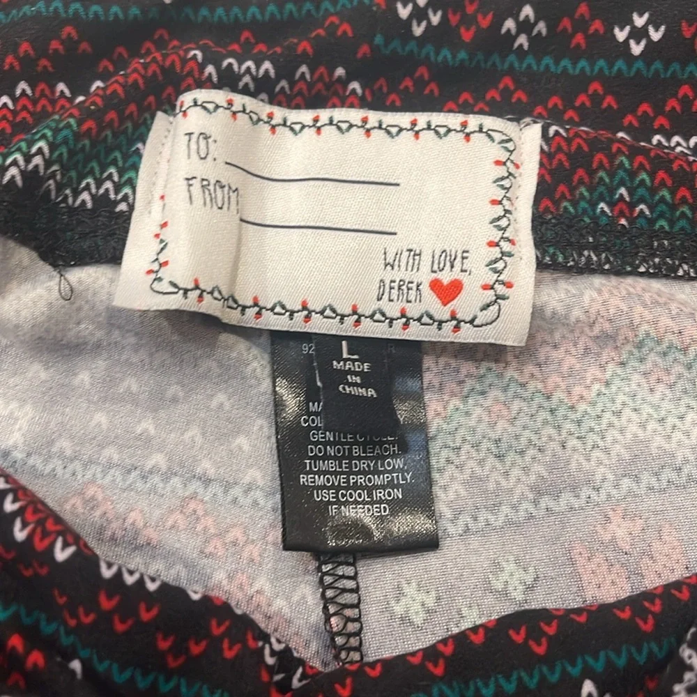 Holiday Reindeer and Snowflake Leggings - Picture 4 of 7